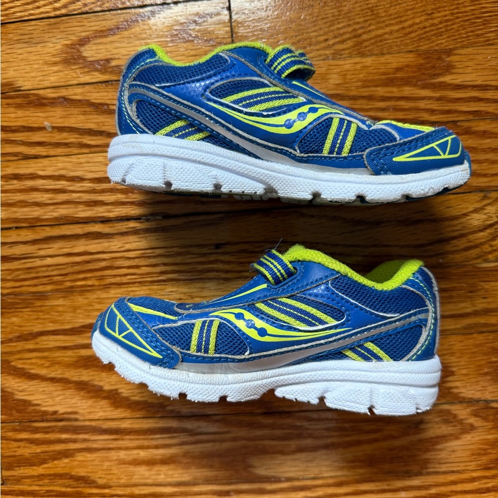 Saucony Kids Sneakers in Blue and Neon Green